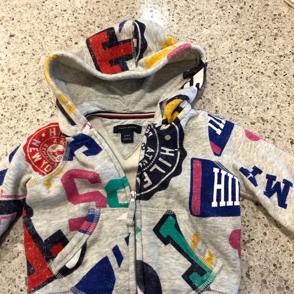 Tommy Hilfiger Hoodie Size 6-9m - Picture 4 of 5